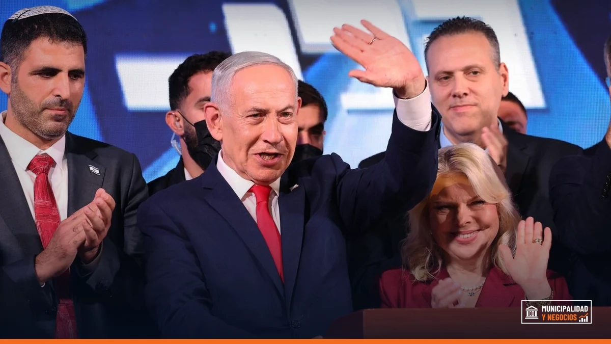 Militantes del Likud celebran los resultados en una sede electoral de Jerusalén.