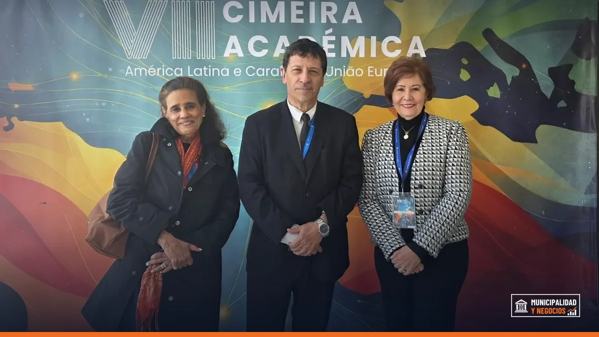 Josefina Pimentel, rectora de Iglobal, participa en el panel inaugural de la VII Cumbre Académica ALC-UE en Portugal.