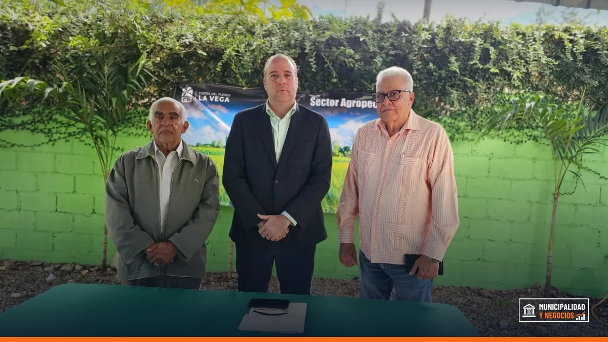 Productores de arroz en La Vega enfrentan desafíos económicos según la Fuerza del Pueblo.