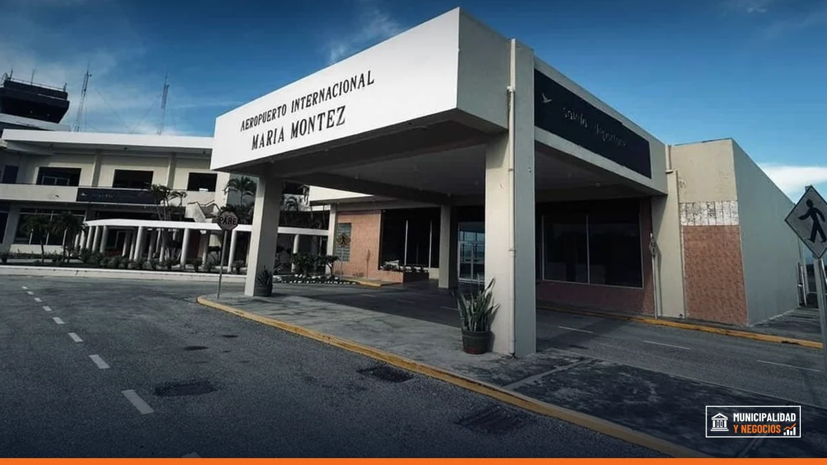 Imagen del Aeropuerto Internacional María Montez mostrando el estado de sus instalaciones.